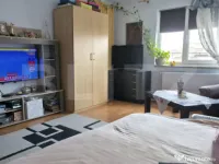 Apartament 3 camere, decomandat 64 mp, 1 Mai - Insula 