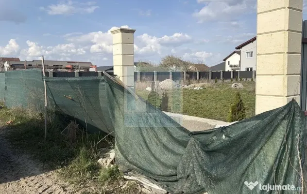 Teren intravilan 1000 mp, PUZ , Autorizație - zona Stupi...