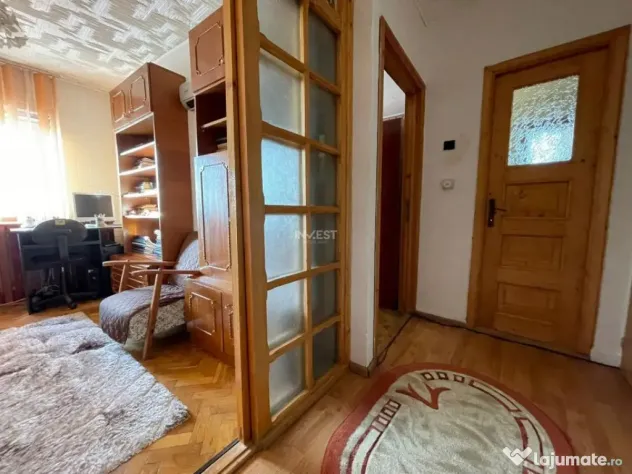 Apartament 4 camere, decomandat, zona Pacurari - Esplanada,