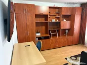 Garsoniera de inchiriat blocul Onix 