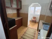 Garsoniera de inchiriat blocul Onix 