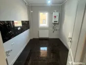 Investitie-Garsoniera, 6 min metrou Berceni, decomandată... 