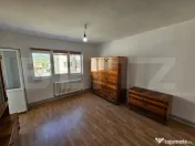 Garsonieră decomandată 31 mp, etaj 2, Cugir – spațioas? 