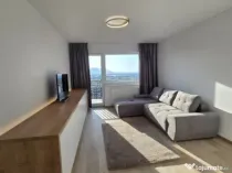 Apartament 3 camere, decomandat - zona Tractorul