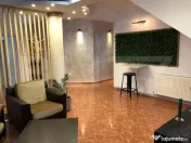 Apartament de lux, 3 camere, 120mp, curte proprie, loc de pa 