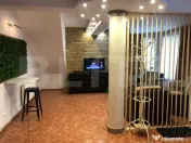 Apartament de lux, 3 camere, 120mp, curte proprie, loc de pa 