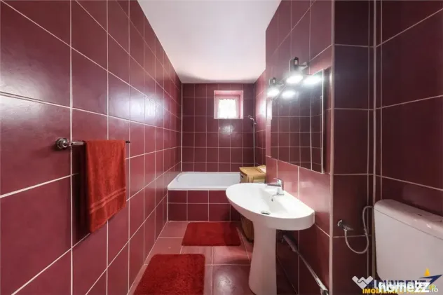 Tur 3D! Apartament 4 camere,2 balcoane,2 bai,zona centrala A