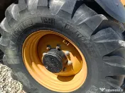 Încărcătorul telescopic Caterpillar TH407 