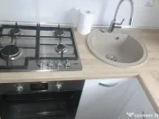 Inchiriez, garsoniera in Deva, zona Dacia, etaj 1, mobilata si utilata 