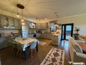 Oportunitate de investitie! Casa in zona de padure, teren 15 