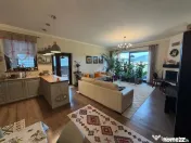 Oportunitate de investitie! Casa in zona de padure, teren 15 