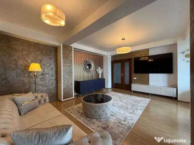 Apartament de lux cu panorama superba la Dunare