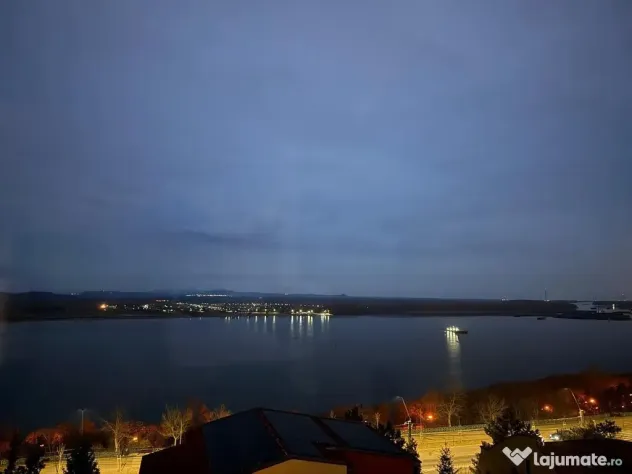 Apartament de lux cu panorama superba la Dunare