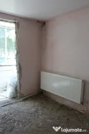 P.F vând apartament cu 3 camere decomandat – Str. Gloriei, Roman 