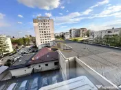 De vanzare apartament 2 camere decomandate Calea Marasest... 