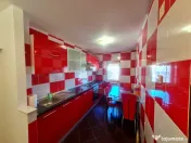 Apartament cu 3 camere de inchiriat 