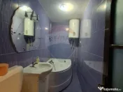 Apartament cu 3 camere de inchiriat 