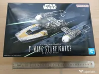 Machetă Bandai Star Wars Y-Wing Starfighter, 1:72 