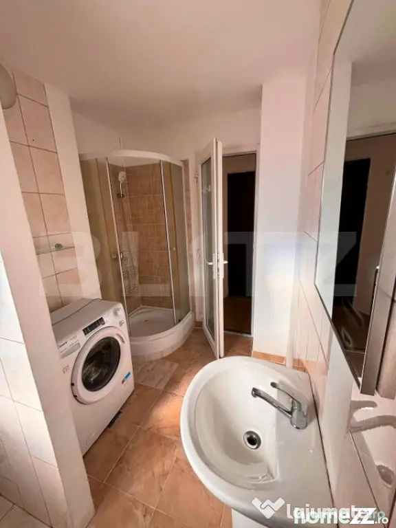 Apartament de 2 camere, in Zona Parcul Feroviarilor, cu parc