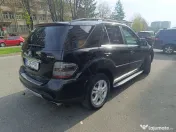 mercedes ML 320 tracțiune 4X4 cu 224Cp 