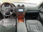 mercedes ML 320 tracțiune 4X4 cu 224Cp 