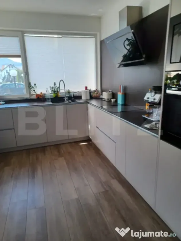 Casa individuala, mobilata si utilata moderna, zona Hotel Di