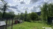 Casa in Leresti, la strada principala, cu rau in spate | ter 