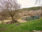 Casa in Leresti, la strada principala, cu rau in spate | ter 