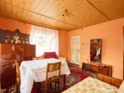 Casa in Leresti, la strada principala, cu rau in spate | ter 