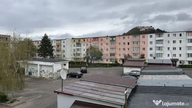 Apartament 2 camere semifinisat – Cartier ISR, Râșnov...