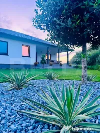 Casa moderna, suprafata utila 145mp, 5 ari teren, zona Lapte 