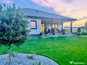 Casa moderna, suprafata utila 145mp, 5 ari teren, zona Lapte 
