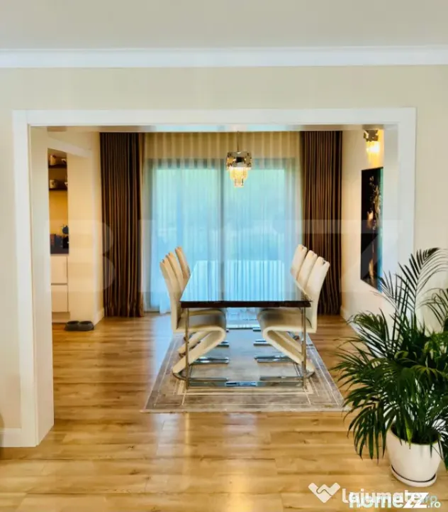 Casa moderna, suprafata utila 145 mp, 5 ari teren, zona Lapt - Suceava (Suceava)