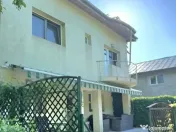 Domeniu privat 2090mp cu piscina 