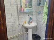 Apartament de 3 camere, etaj intermediar, Valea Rosie 