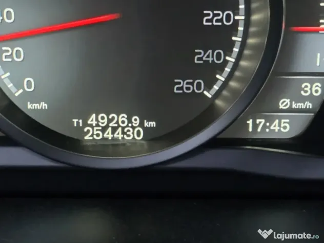 Volvo XC 60 2.0 D4