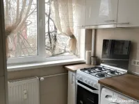 Garsoniera de inchiriat Dristor metrou 