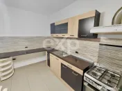 Apartament de închiriat – 4 camere, decomandat – Tracto 