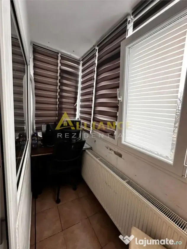Gata de mutare! 2 camere decomandate, Mobilat si utilat bloc