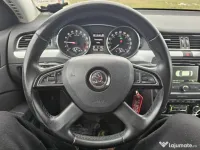 Skoda Superb II facelift
2015, 2.0, 170hp 