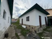 Casa individuala , teren 888mp , Siret 