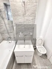 APARTAMENT DECOMANDAT 3 CAMERE 70 MP/ PARC Plumbuita/ SEC... 