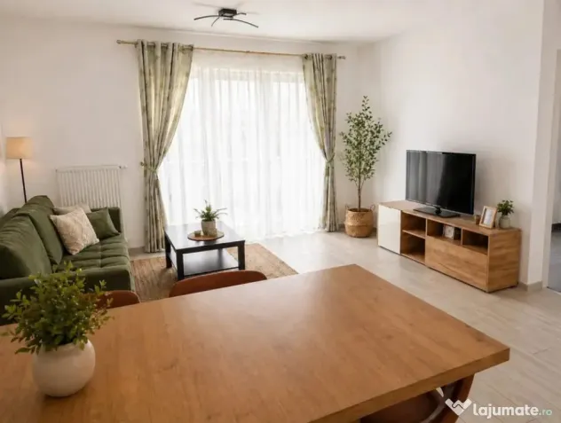 Apartament 2 camere, decomandat - zona Tractorul