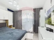Apartament 4 camere de vanzare – complet renovat, mobil...