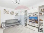Apartament 4 camere de vanzare – complet renovat, mobil...
