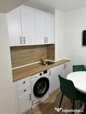 Bandă de alergat Capital Sports- aproape nouă 