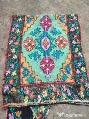 Carpetă cu model floral 