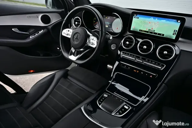 Mercedes-Benz GLC 300d Coupe AMG Line