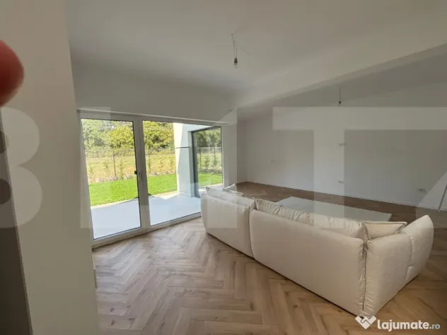Casa noua de vanzare -proiect deosebit-4 camere -3 bai