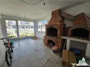 Vila pretabila spatiu comercial/salon evenimente in Bragadir 